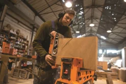 Ponceuse à Bande 76 Mm Triton TA1200BS -Synthèse D'outils Boutique Ponceuse a bande Triton 330125 EAN 5024763043222