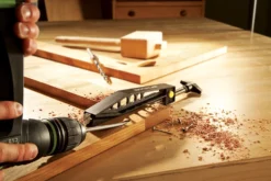 Serre-joint Pour Pré-trous D'assemblage Par Vissage Compatible Kreg Et Triton -Synthèse D'outils Boutique Serre joint pour pre trous d assemblage par vissage comp 2